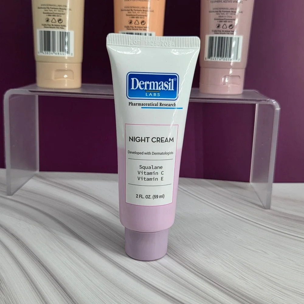 Dermasil Skincare Set Unisex 4pc Acne Cleanser Oatmeal Scrub Night Cream New